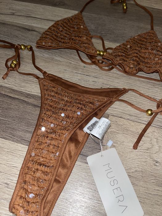 Costum de baie cu paiete