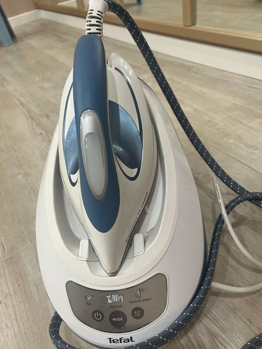 Продам профессиональный паровой утюг