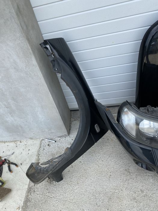 Fata completa bot Land Rover Freelander 2 capota bara fata aripa far