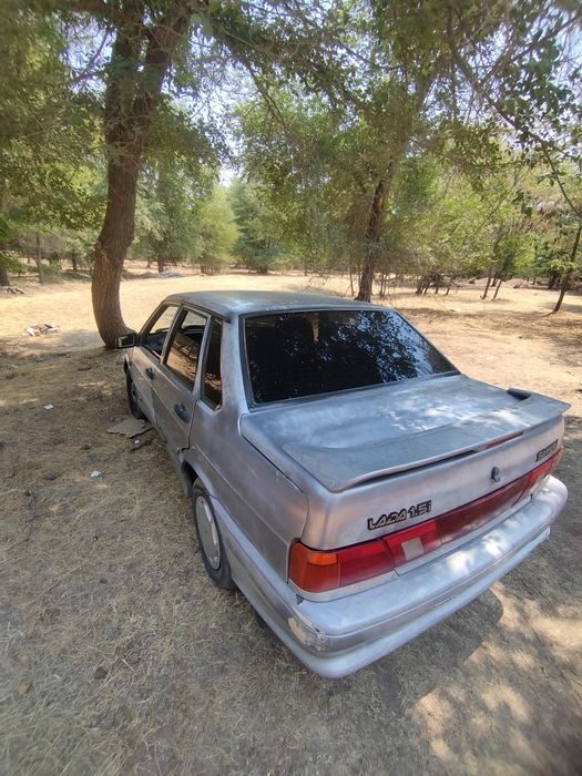 Lada 2115 petnashka