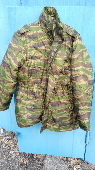 Продам бушлат зимний.