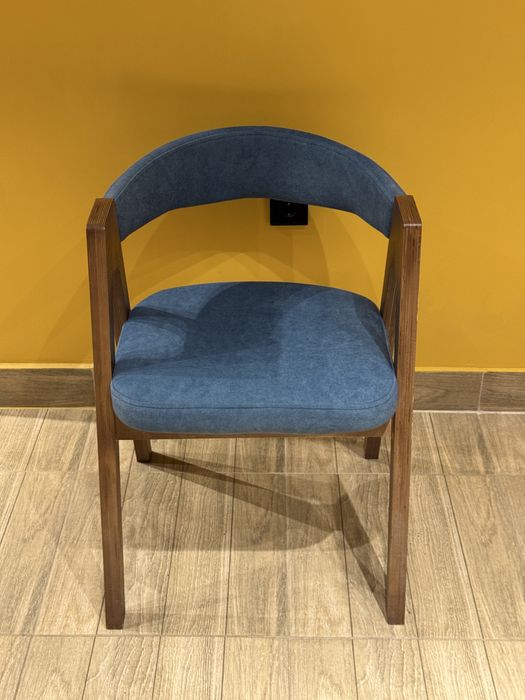 Продам стулья мягкие