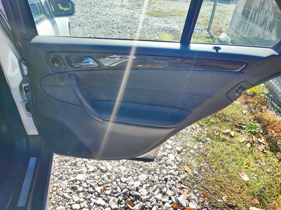 Салон от Мерцедес кожен W203 фейса седан