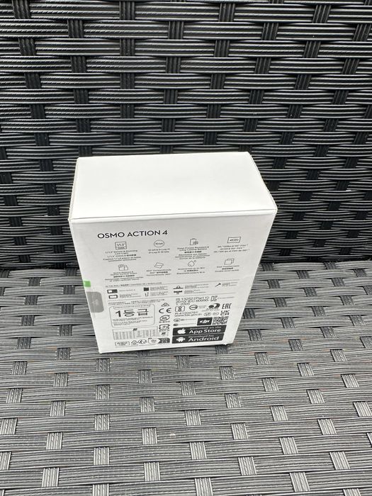 Чисто Нова DJI Osmo Action 4 Standard Combo спортна екшън камера