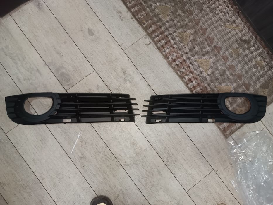 Set grile proiectoare noi audi a8 d3 facelift 2005-