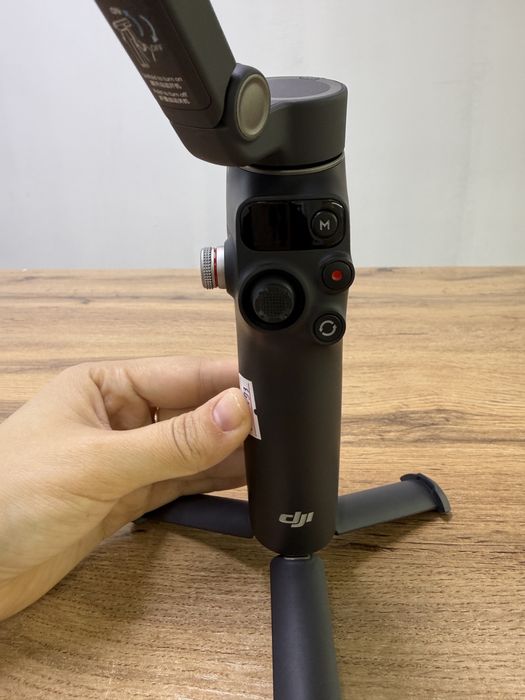 стабилизатор DJI Osmo mobile 7P