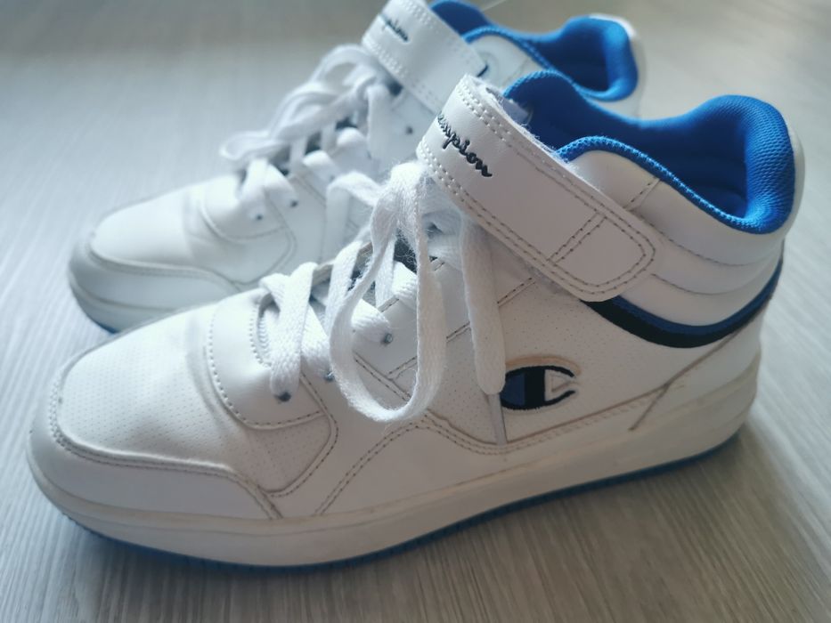 Два чифта високи маратонки Шампион 37