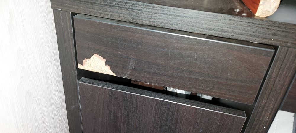 Письменный стол от Ikea