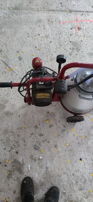 Mulgătoare cu 4 posturi.