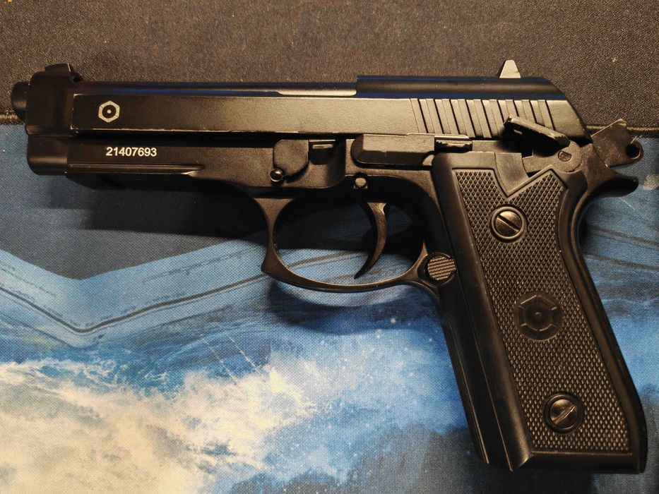 Airsoft Cybergun Taurus PT 99 CO2 Auto
