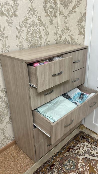 Продам комод как новый