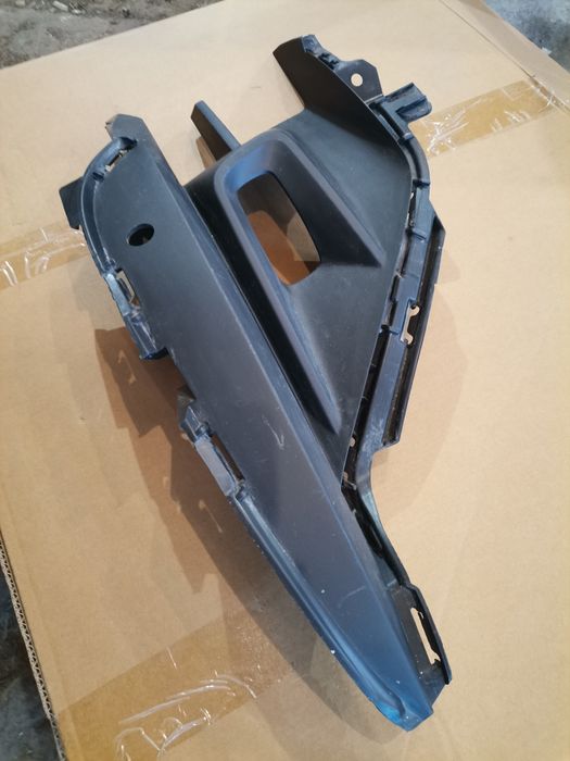 Решетка за халоген за Renault Clio V 261A17399R