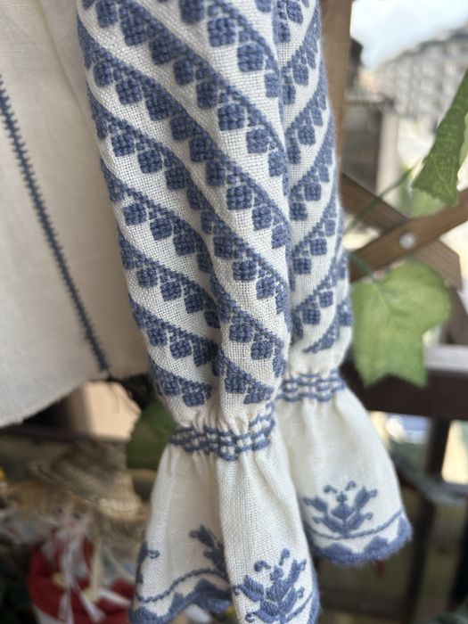 Ie traditionala romaneasca