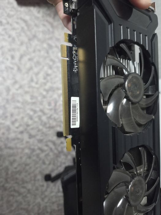 Продаю Видеокарту