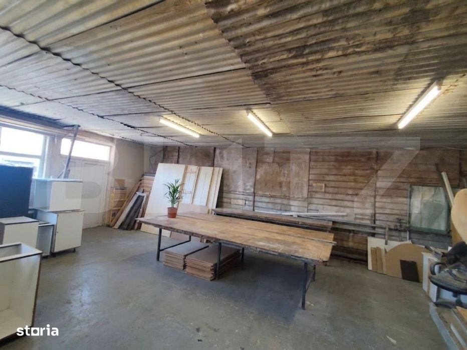 Spatiu comercial de inchirat, 210 mp, zona Baza 3