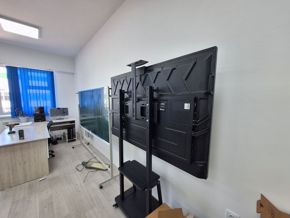 Интерактивный панель 75