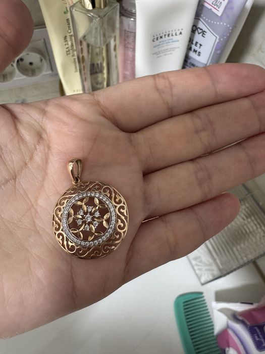 Продам золото…..