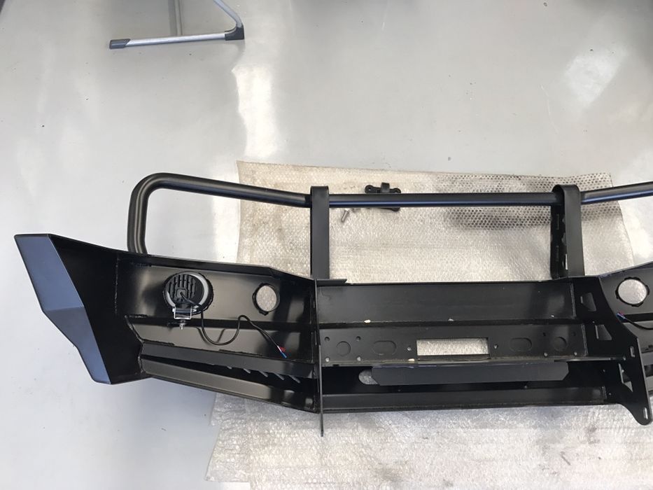 Bara fata Nissan Patrol Y61 GU4