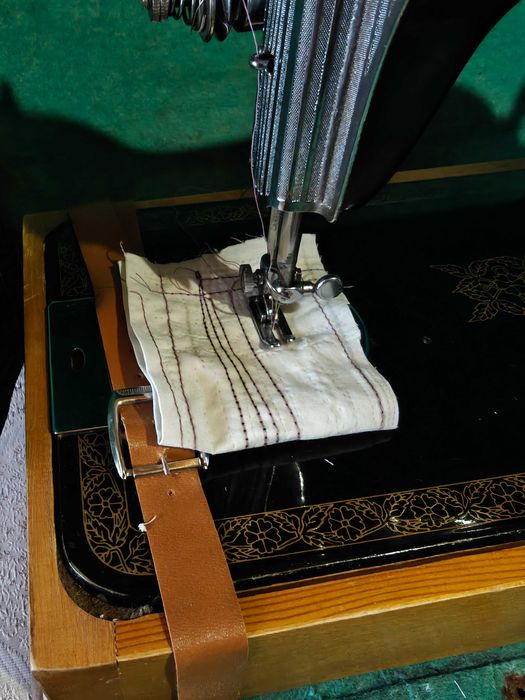 Ручная швейная машина