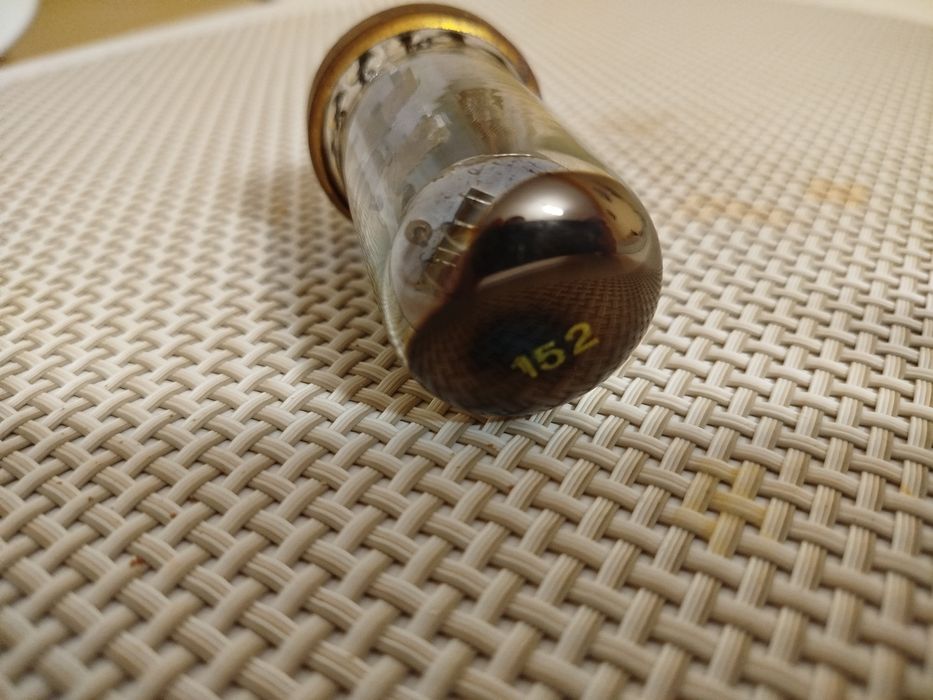 Радиолампа RL15A