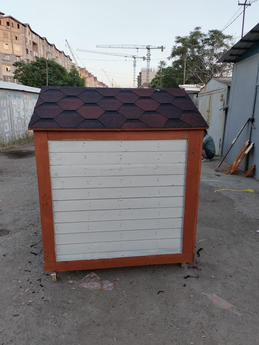 Продам большой домик для Собак собачья будка