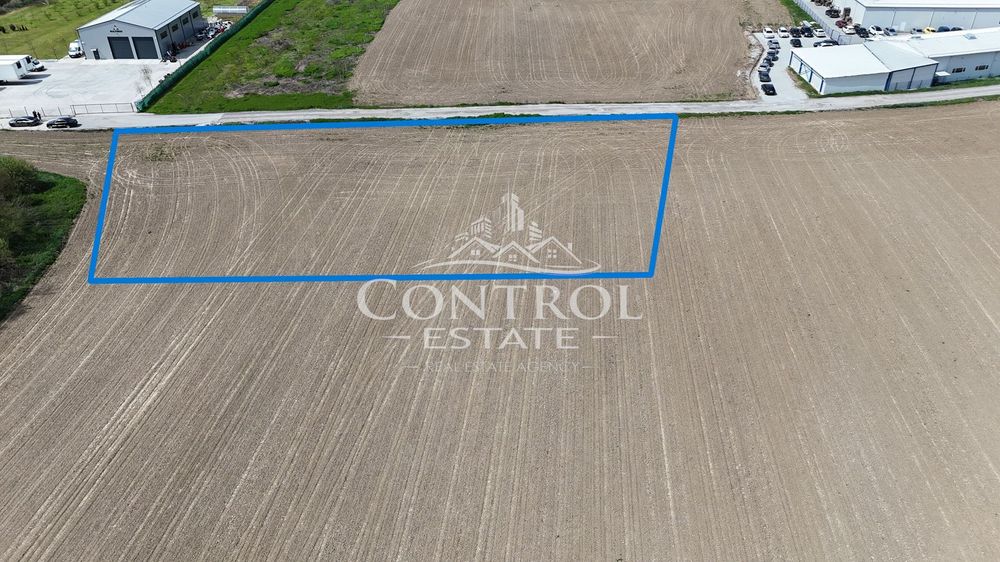 Парцел в Велико Търново, област-с.Шемшево площ 3008 цена 65000