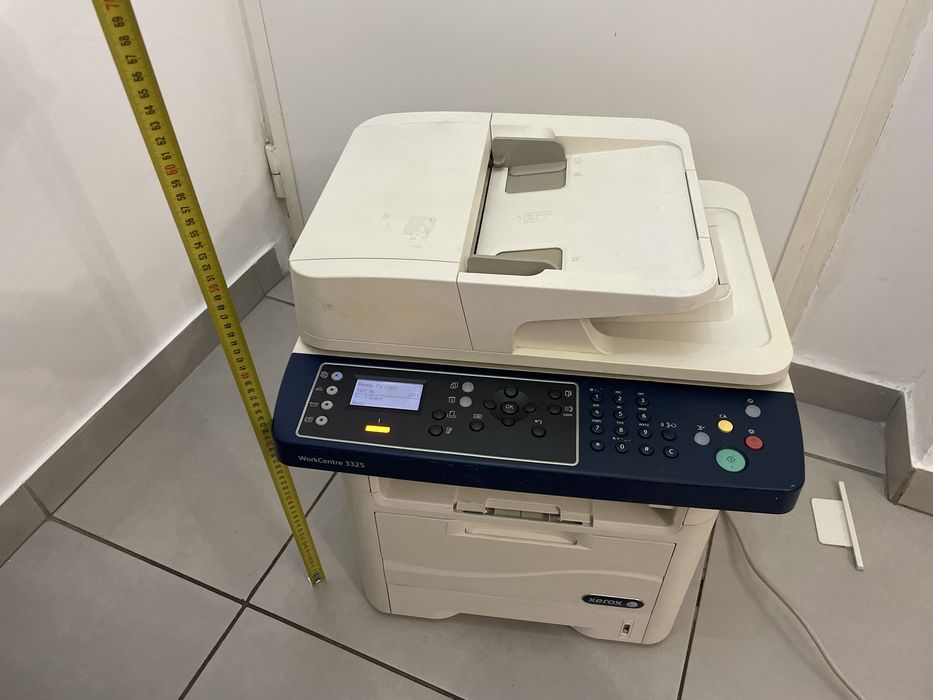 Multifunctional Laser monocrom copiator imprimanta