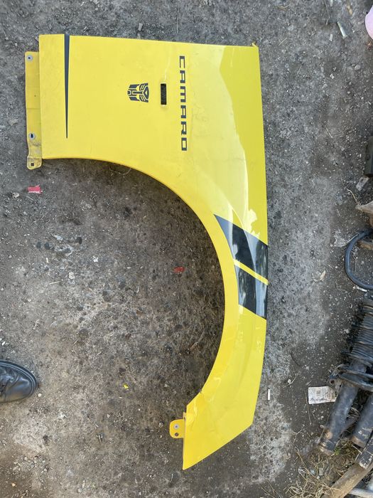 Десен калник камаро