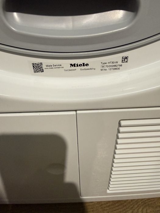 Сушилня Miele TWC640WP