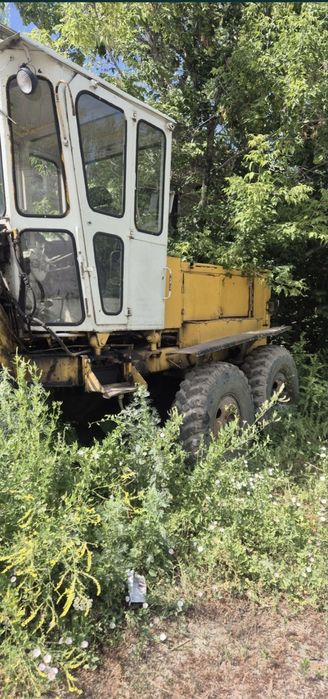 Продам автогрейдер дз 143
