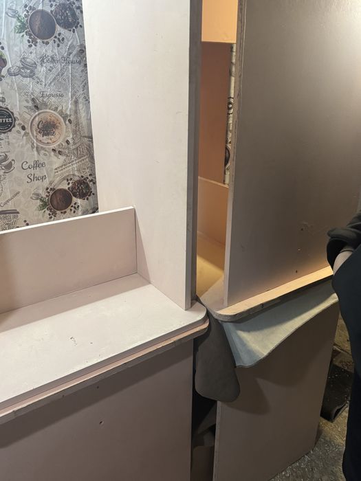 Продаю столы и стулья