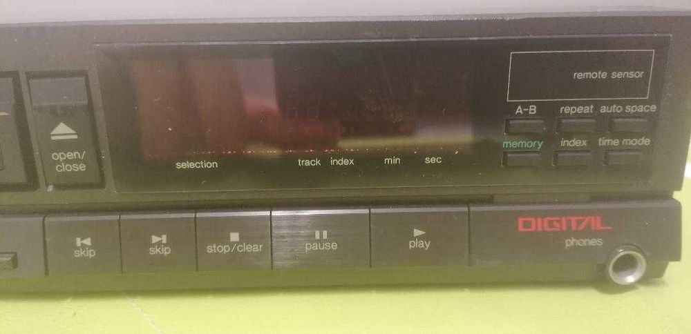 CD playerTechnics SL PJ33 ,boxe Technics SB CS 65