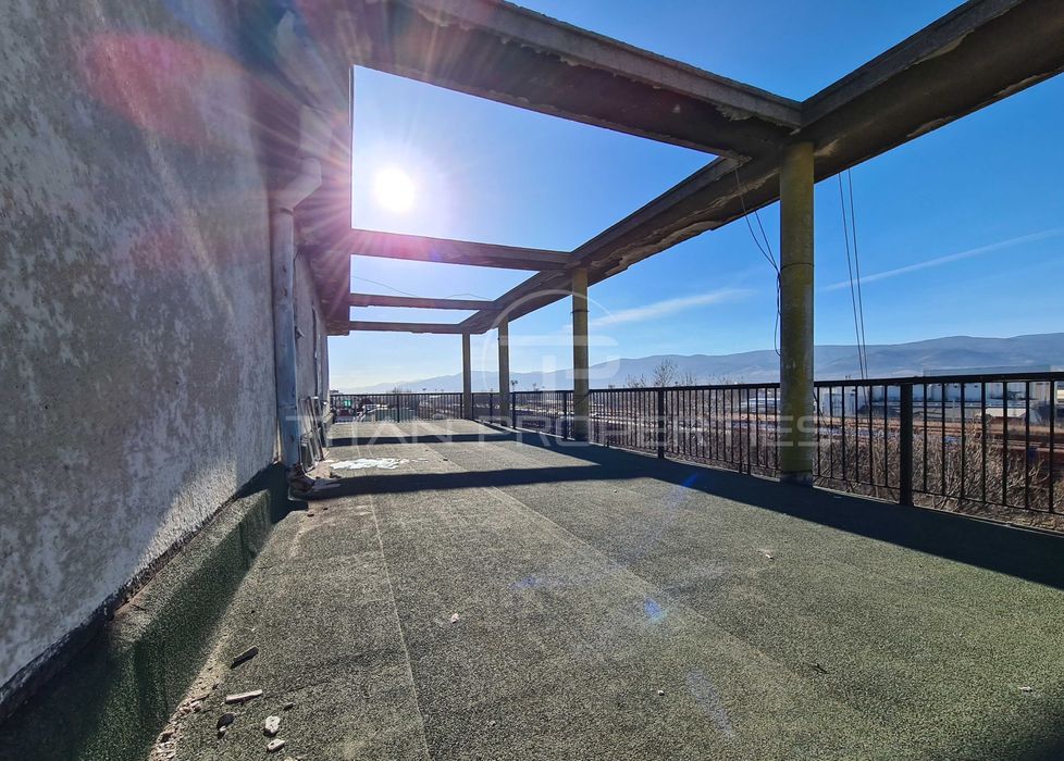 Продава се Тристаен апартамент в Пловдив, Съдийски - 68 кв.м за 1383 €/кв.м - Снимка #8