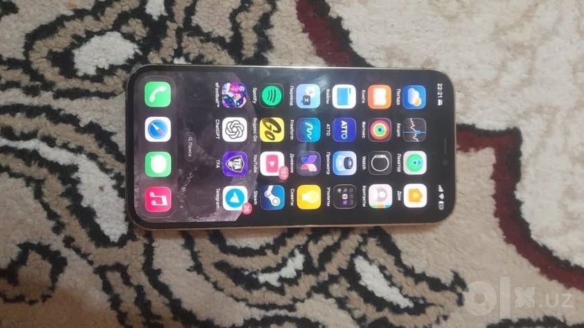 Iphone 12 pro ..