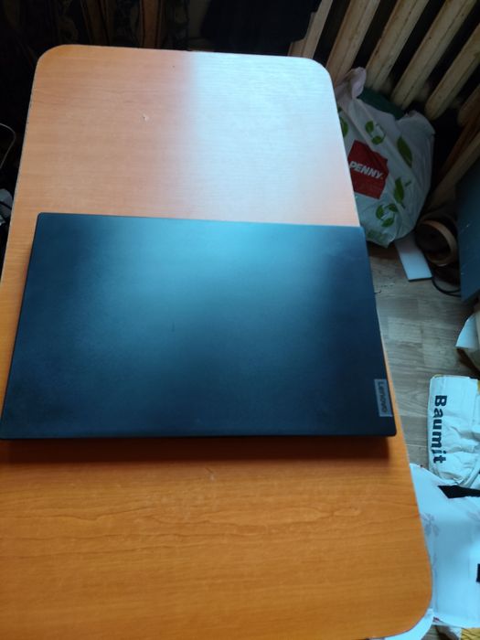 Vând leptop Lenovo w15 G5