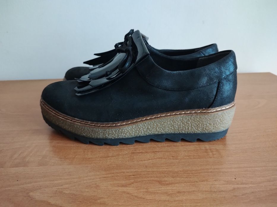 Нови обувки Hogl , Tamaris и сникърси Custome national