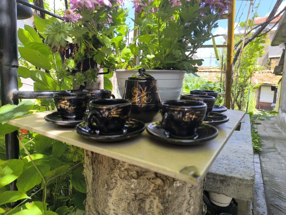 Порцеланова посуда/чаши за кафе/захарница/оливерници