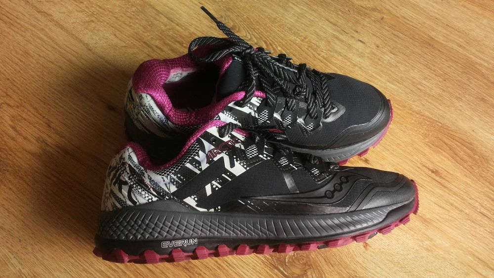 Saucony Runanywhear Vibram размер EUR 38 / UK 5 дамски маратонки - 438