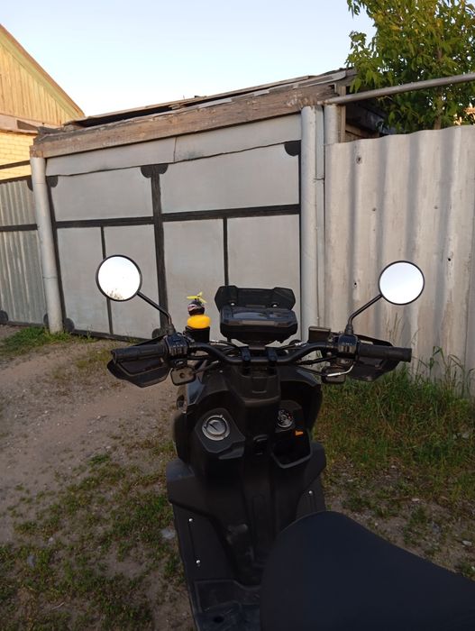 продам скутер 150 кубов танк