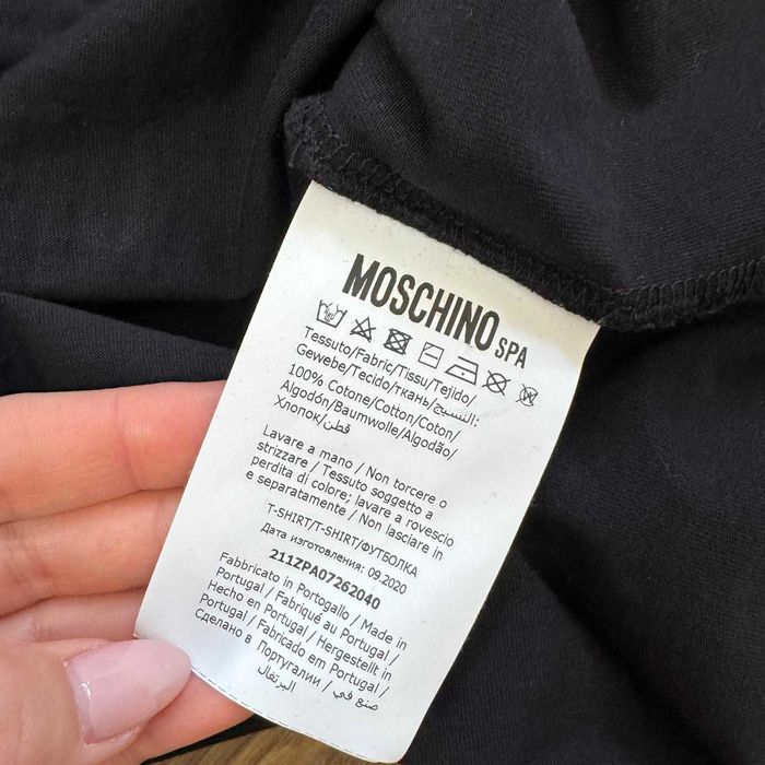 Moschino Black Tshirt