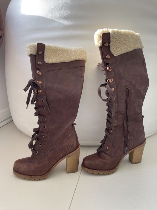 Cizme lungi UGG piele si lana