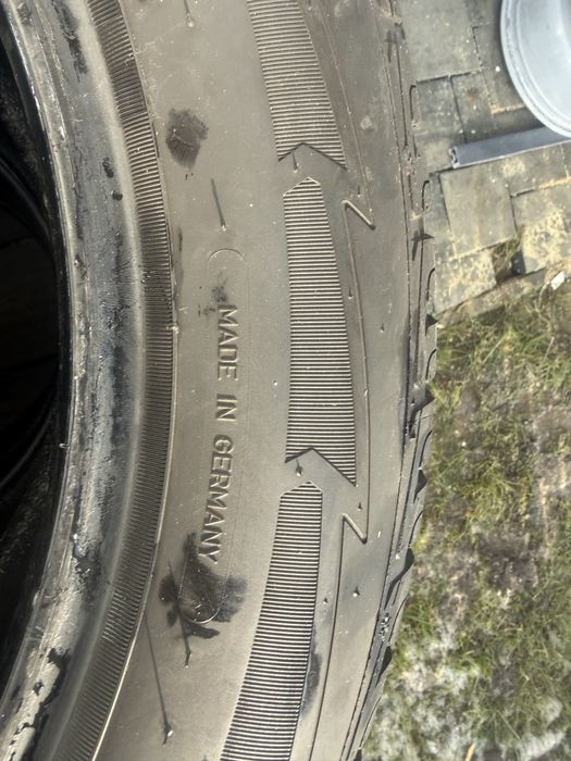 Vind set anvelope 225/55/17 GOOD YEAR ULTRA GRIP iarna