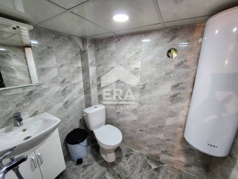 Еднофамилна къща, с. Бъзън