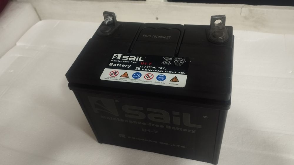 Sail  battery 12v