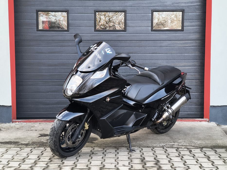 Piaggio Gilera gp800