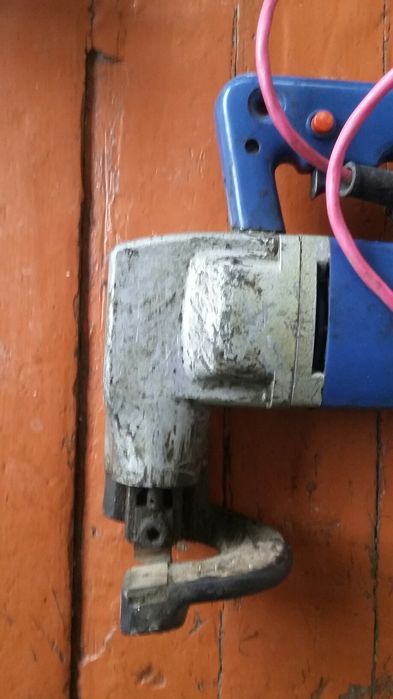 Электроножницы...