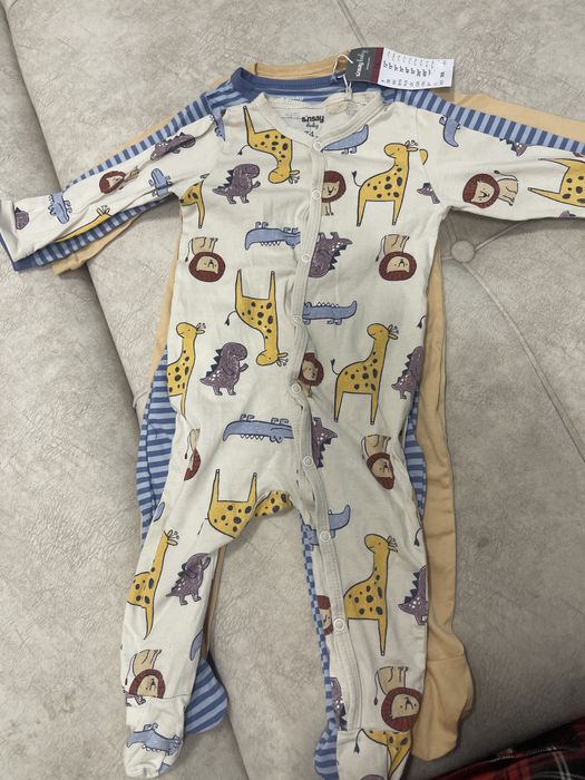 Продам новый боди малышам