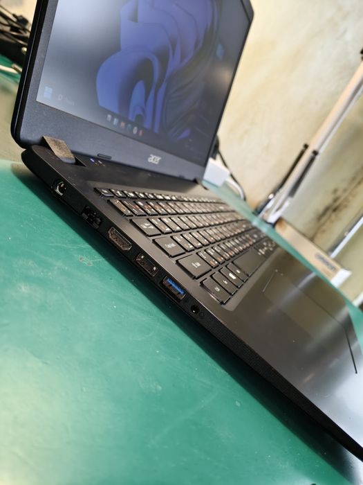 Ноутбук Acer Aspire 3 core i3 1005G1