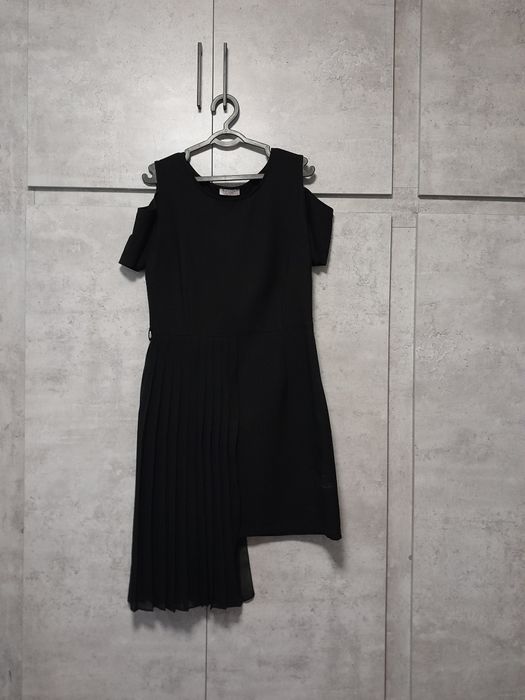 Женская одежда...