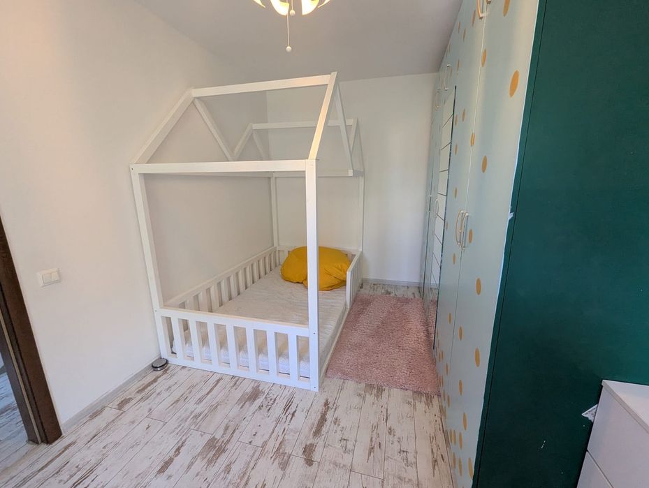 Vila de inchiriat 4 Camere - Aparatorii Patriei-